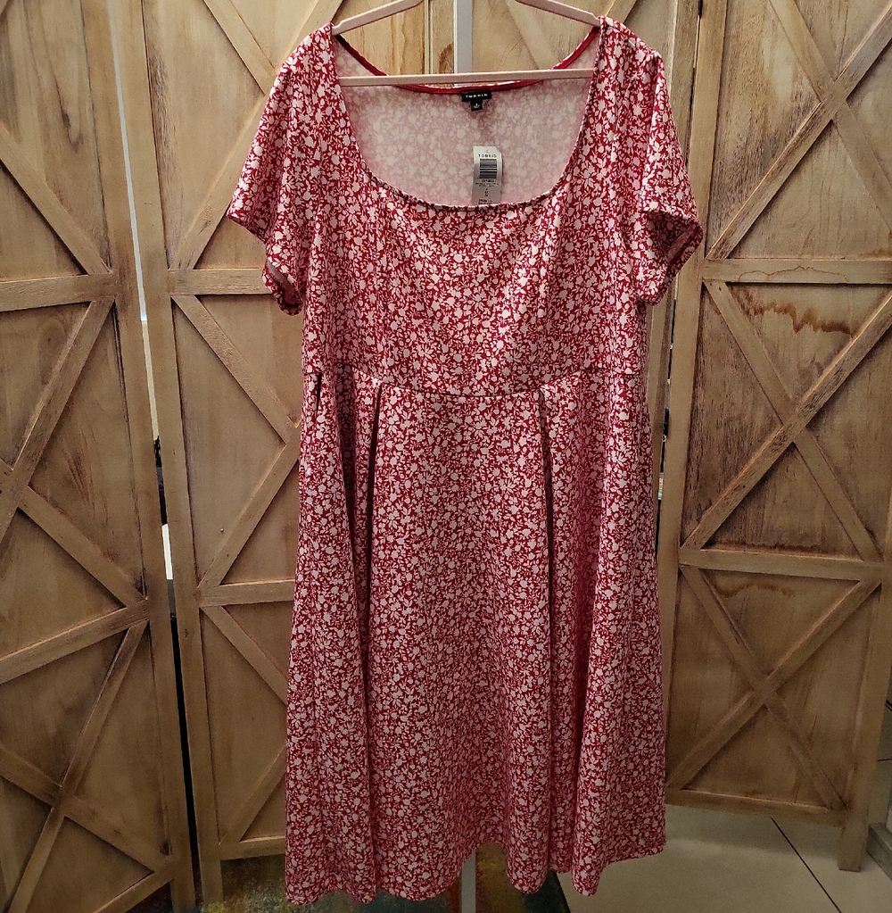 Nwt TORRID 4x pink floral square neck Skater Dress